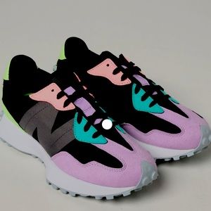 COPY - NEW BALANCE WS327PB. Mint condition. Worn twice.